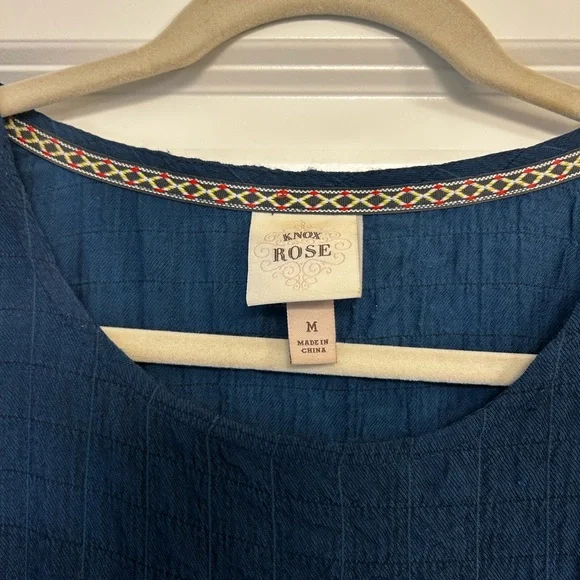 Knox Rose Short Sleeve Textured Babydoll Tiered Dress in Dark Blue, Medium - Picture 5 of 6